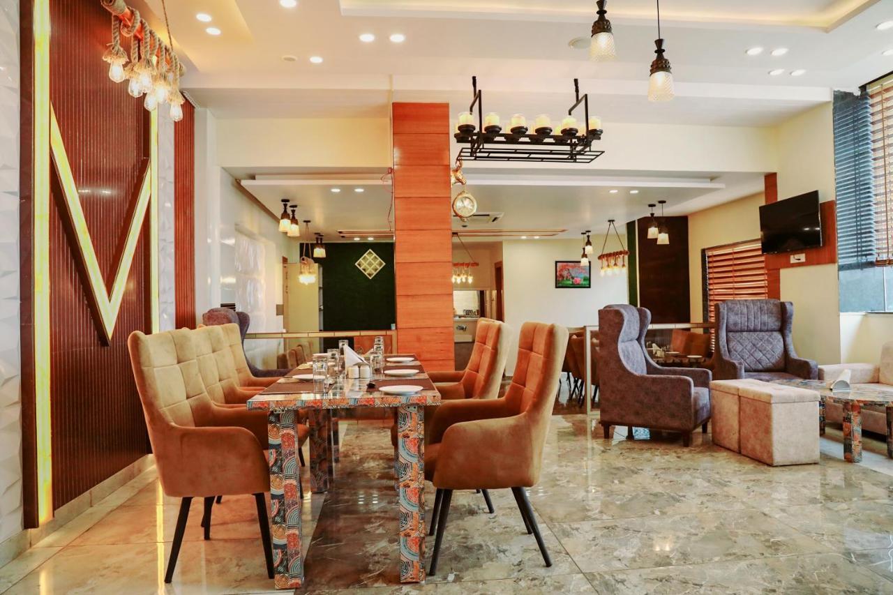 Hotel Vasdaa Grand Dehradun Esterno foto